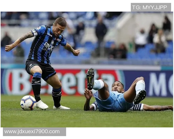 足球技艺精粹:球星如何通过揉球技巧掌控比赛节奏与场面